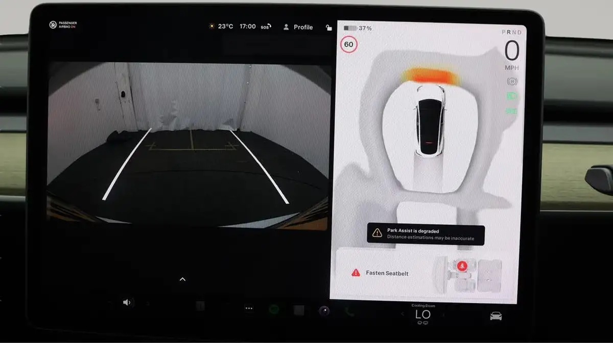 2023-tesla-model-y-e-rwd-big-24