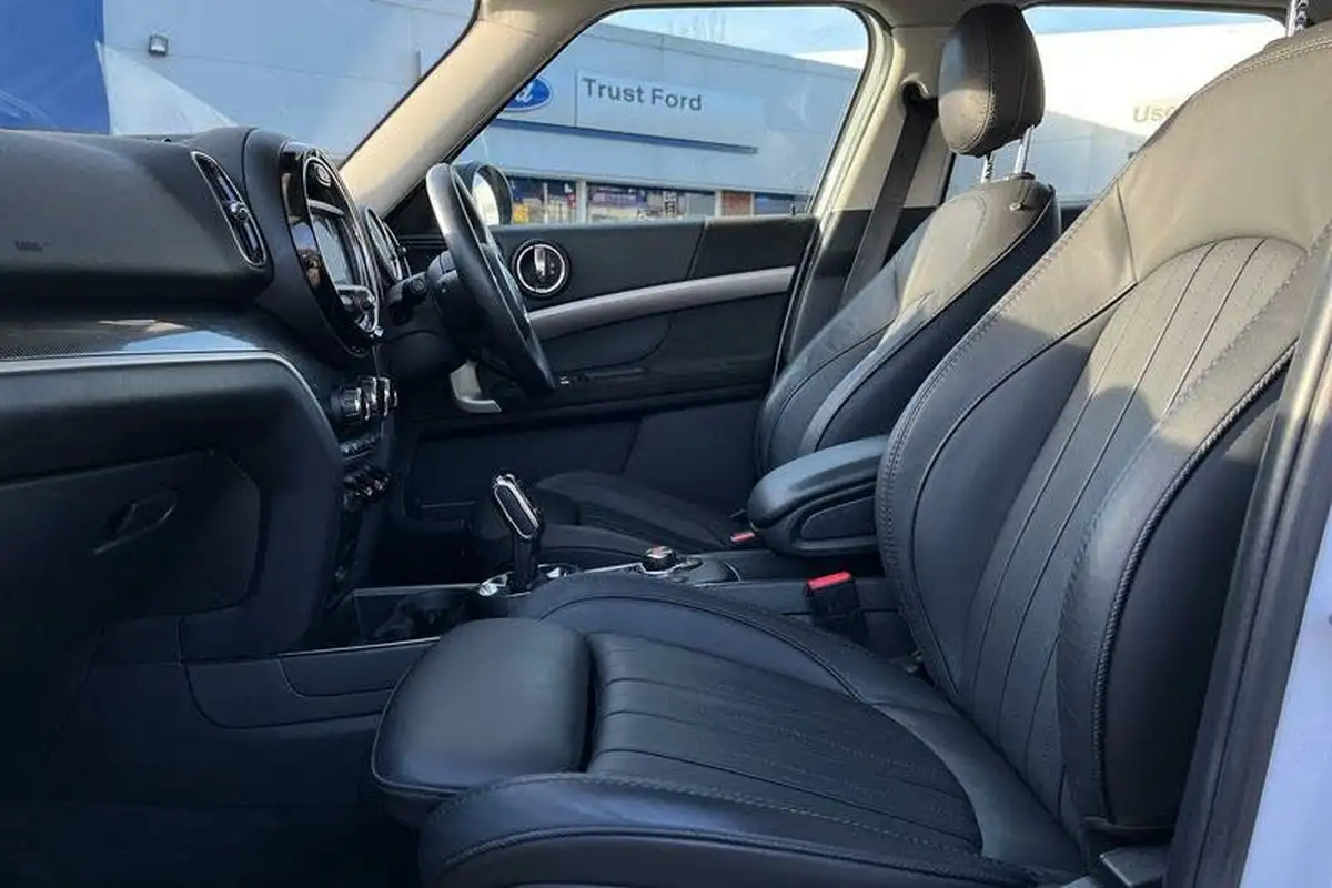 2020-mini-countryman-15-cooper-exclusive-auto-big-18