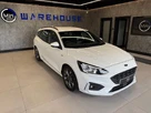 2019-ford-focus-15t-st-line-estate-small-10