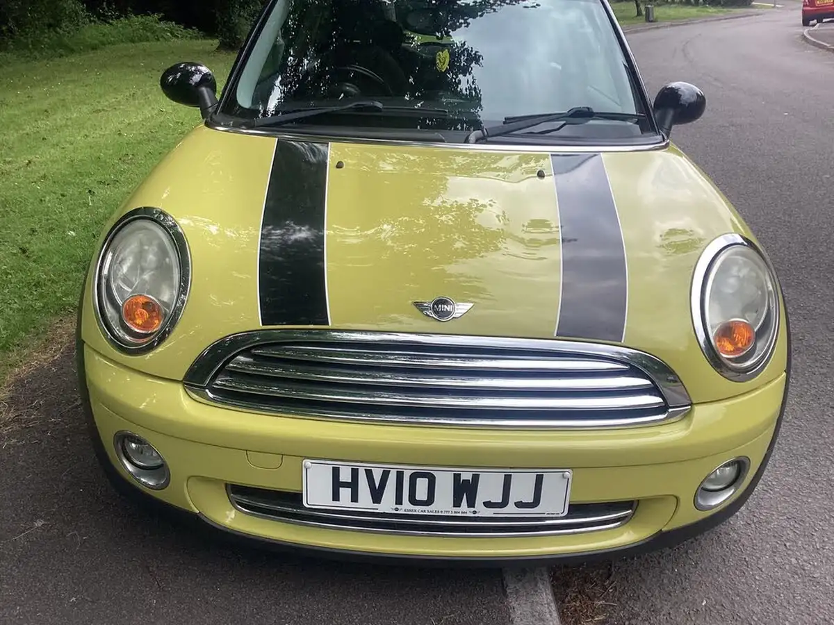 2010-mini-cooper-16-cooper-122bhp-hatchback-3d-big-1