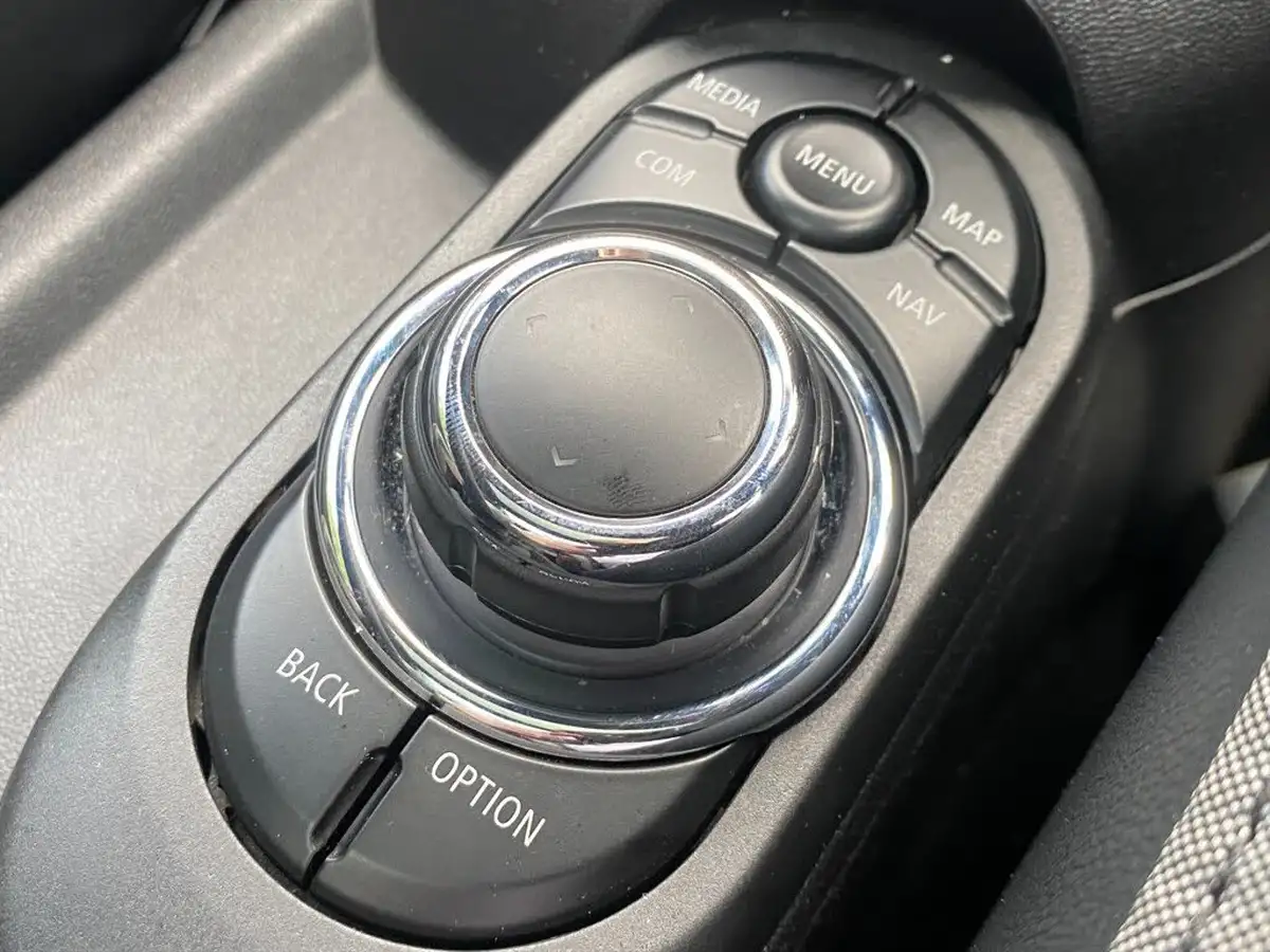 2021-mini-cooper-20-cooper-s-sport-hatchback-3d-auto-big-13