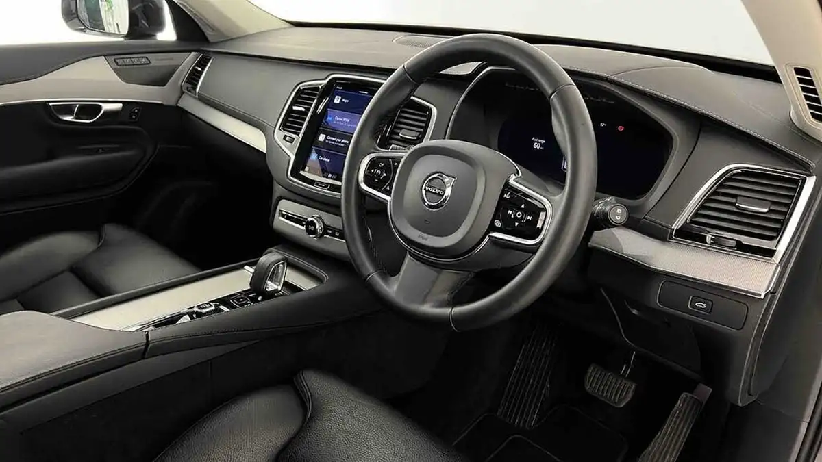 2023-volvo-xc90-20-b5-plus-big-11