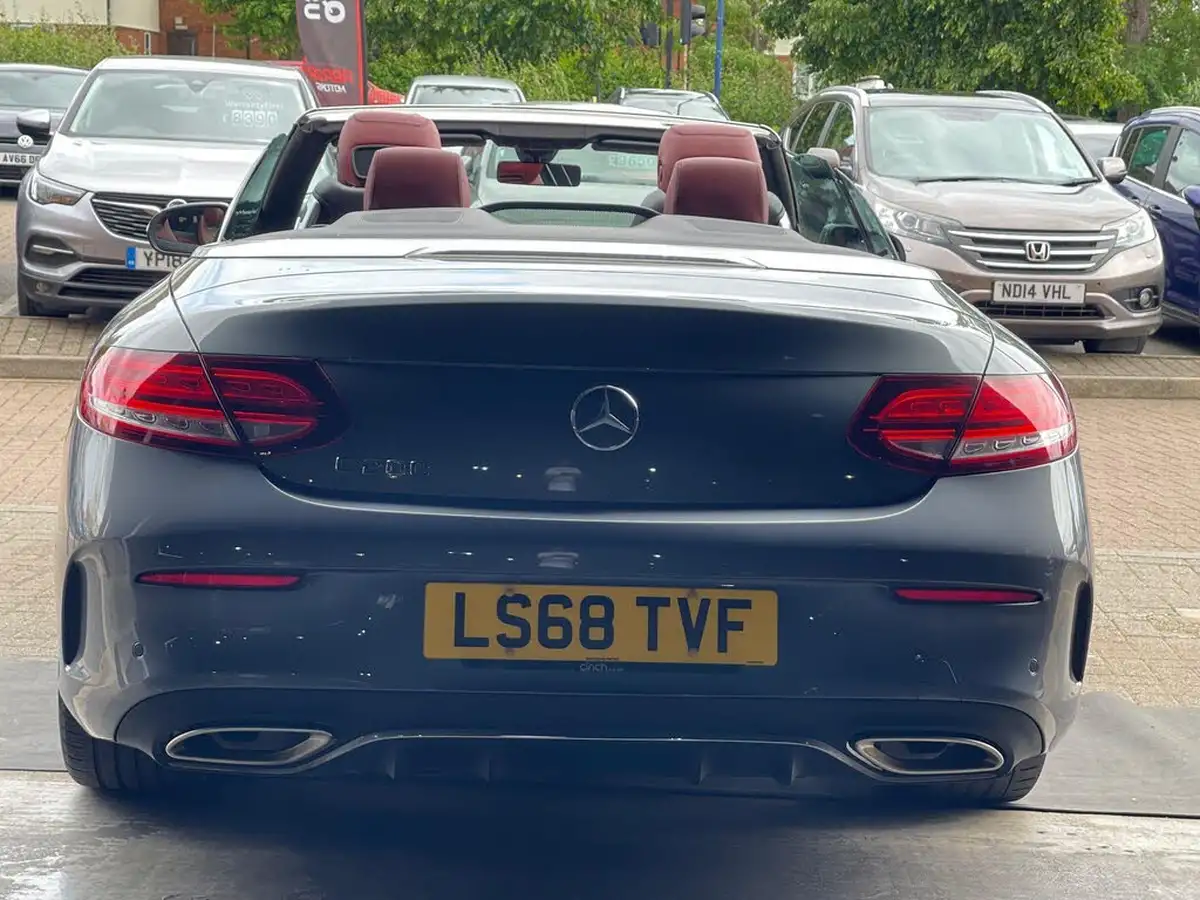 2018-mercedes-benz-c-class-15-c200-amg-line-ss-cabriolet-2d-big-14