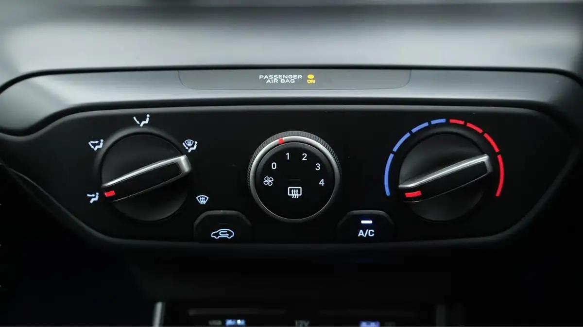 2022-hyundai-bayon-10-t-gdi-se-connect-dct-big-12