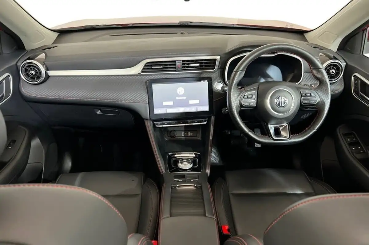 2022-mg-zs-suv-e-trophy-ev-156ps-long-range-big-11