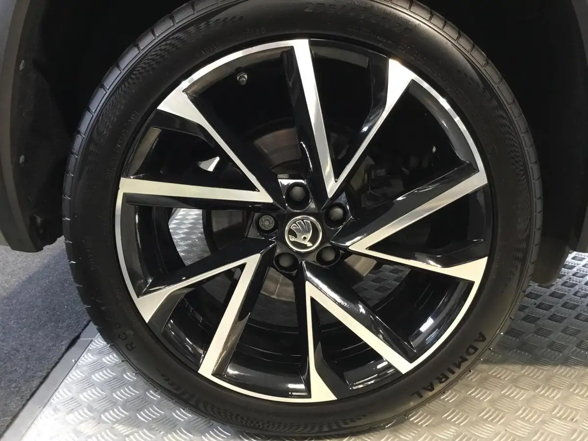 2021-skoda-kodiaq-20-tsi-sportline-big-6