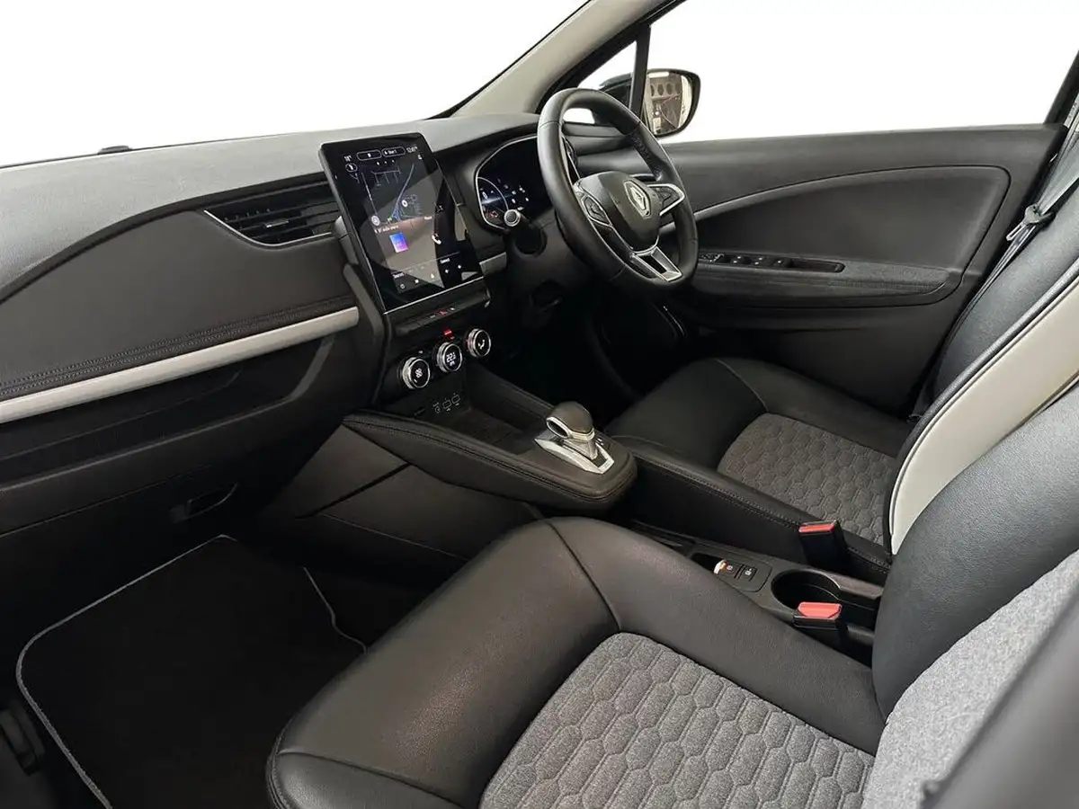 2022-renault-zoe-e-gt-line-big-10