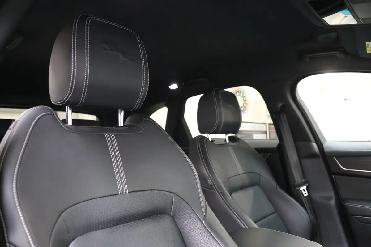 2022-jaguar-f-pace-20-d200-r-dynamic-s-big-3