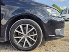 2014-volkswagen-touran-small-29