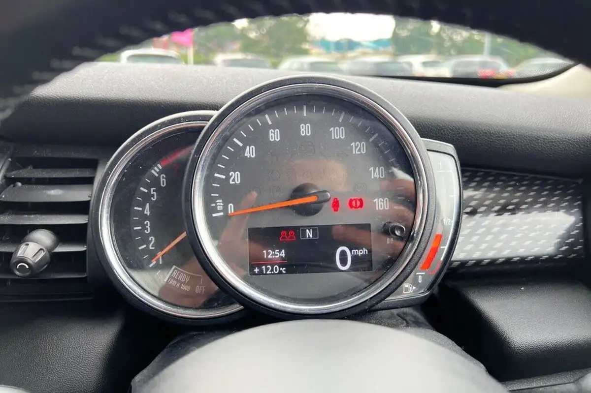 2018-mini-cooper-20-cooper-s-series-ii-ss-hatchback-3d-big-14