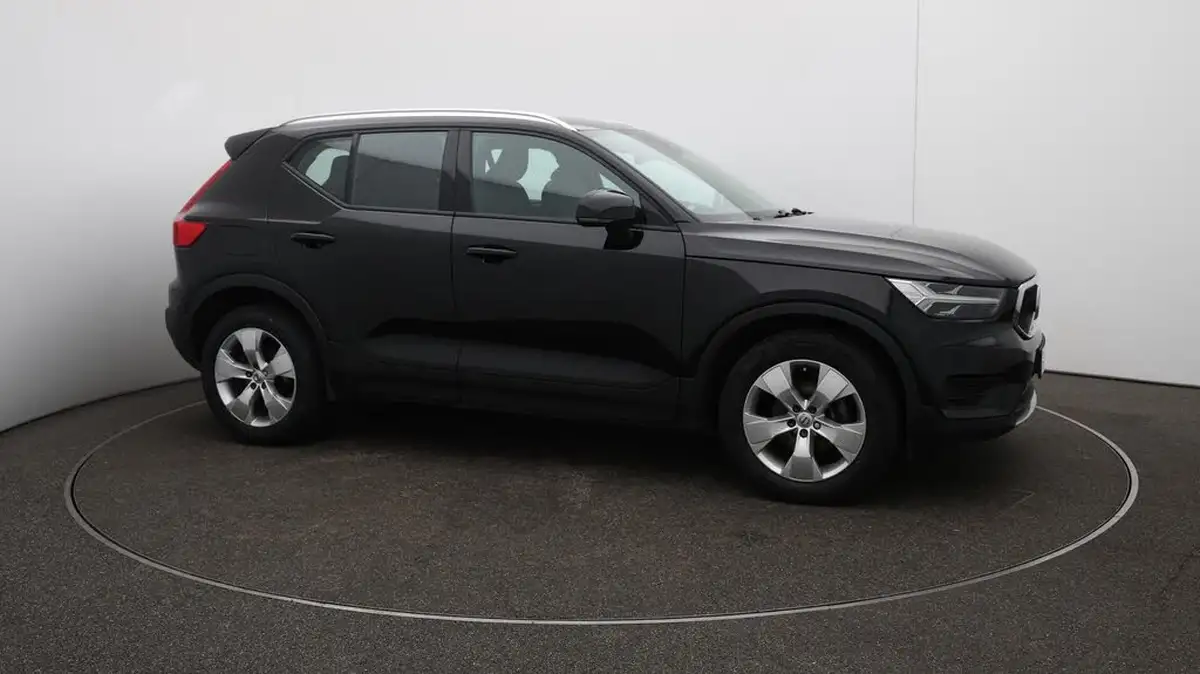 2021-volvo-xc40-15-t3-momentum-163bhp-big-42