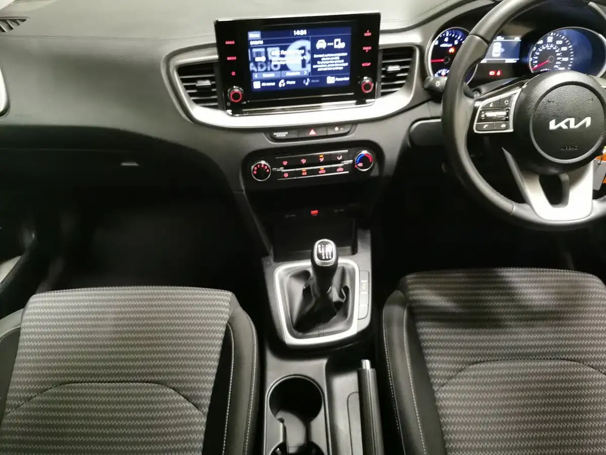 2022-kia-xceed-10-t-gdi-2-big-7