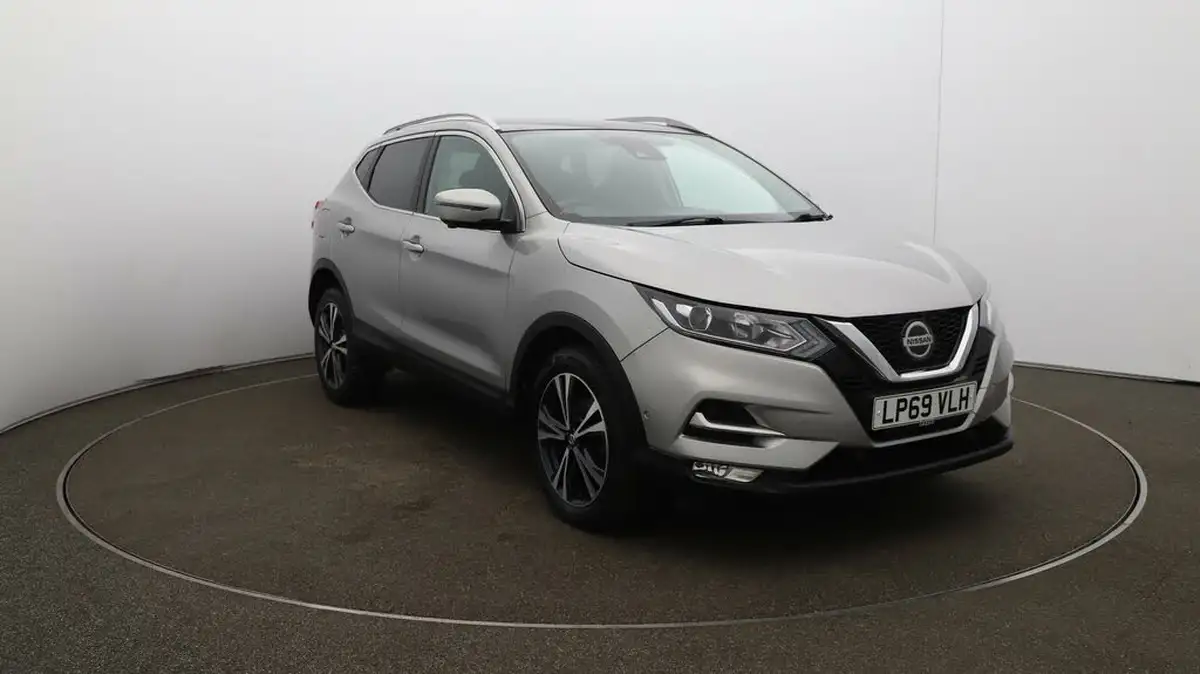 2020-nissan-qashqai-13-dig-t-n-connecta-160ps-dct-big-25