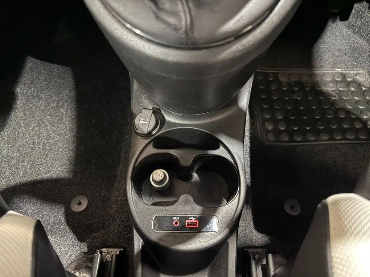 2018-fiat-500-12-s-big-27