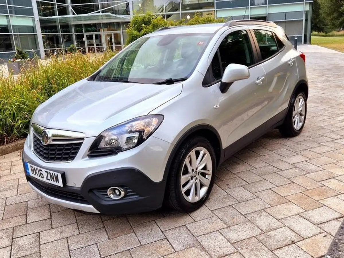 2016-vauxhall-mokka-16-exclusiv-big-1
