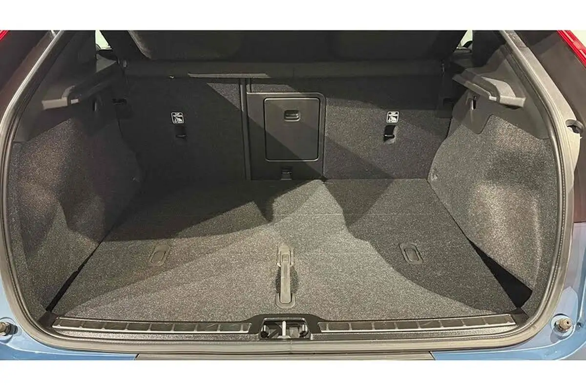 2022-volvo-c40-e-twin-recharge-pro-big-20