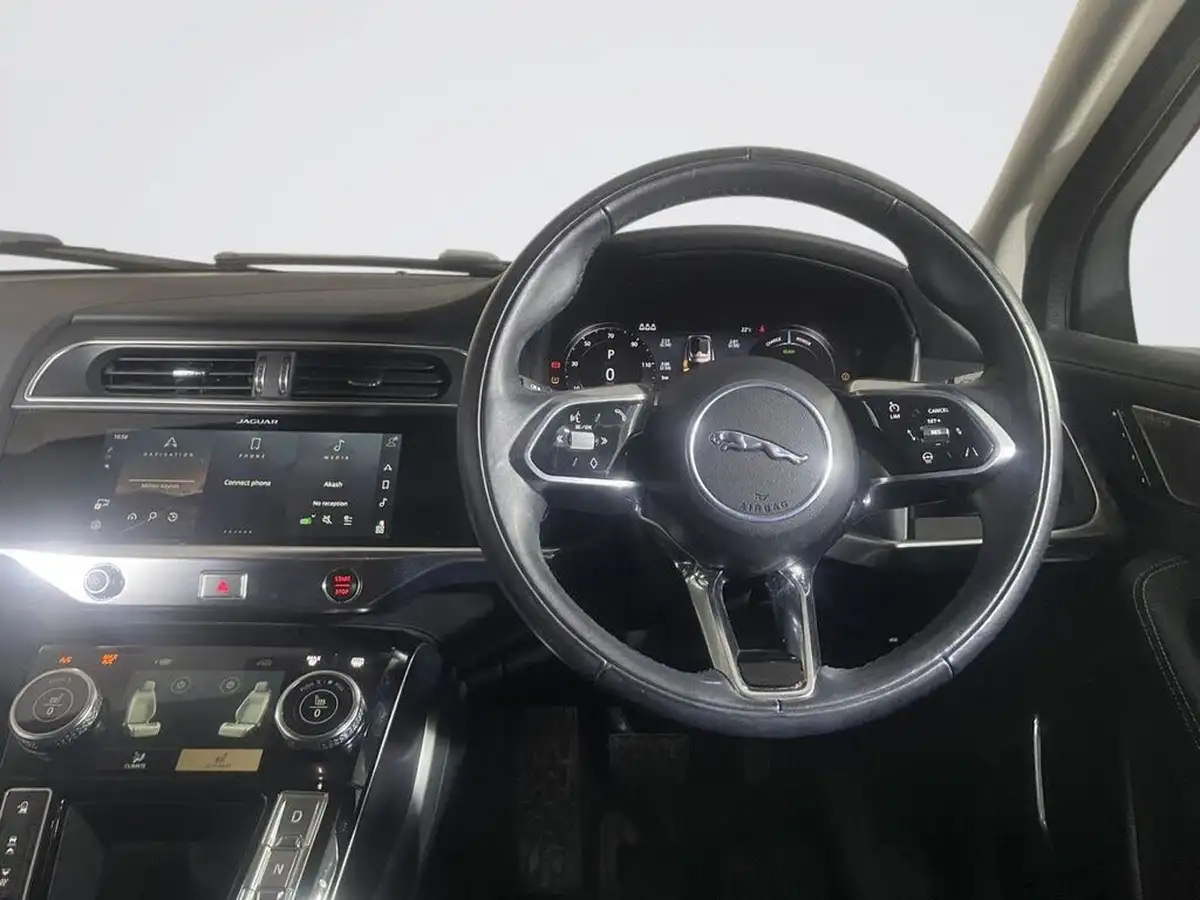 2020-jaguar-i-pace-ev400-hse-big-13