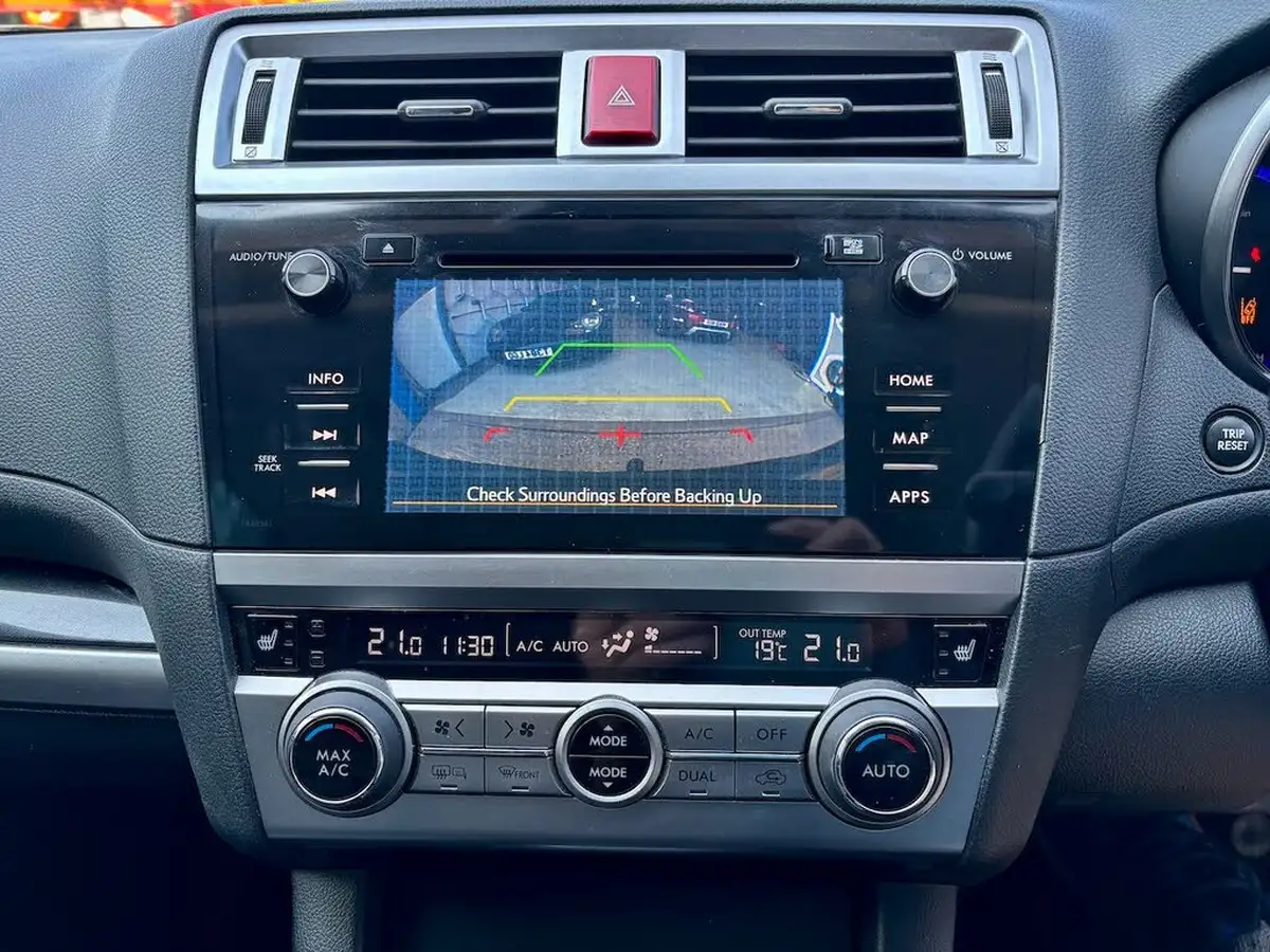 2017-subaru-outback-20td-se-premium-lineartronic-big-16