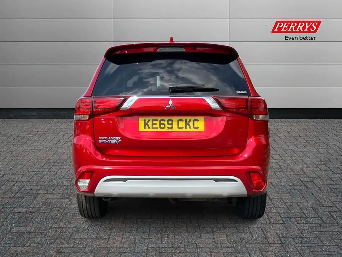 2020-mitsubishi-outlander-24-design-phev-big-4