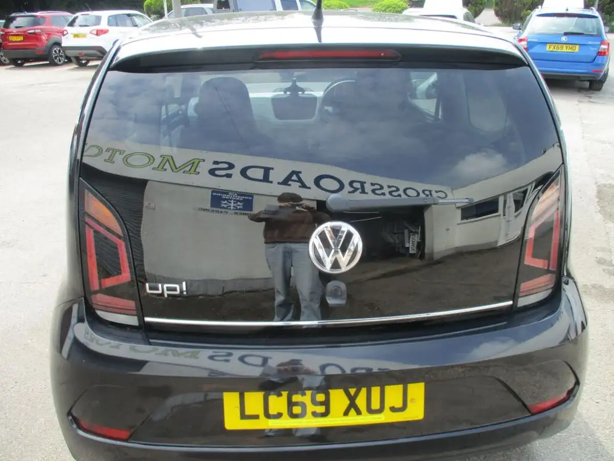 2019-volkswagen-up-10-up-beats-60ps-ss-3d-big-10