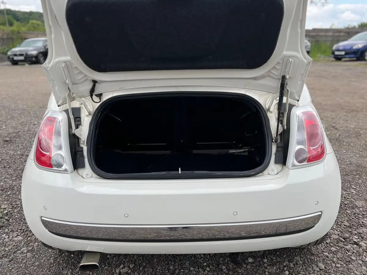 2009-fiat-500c-12-lounge-big-9