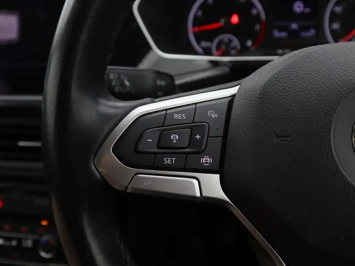 2020-volkswagen-t-cross-10-tsi-sel-115ps-big-28