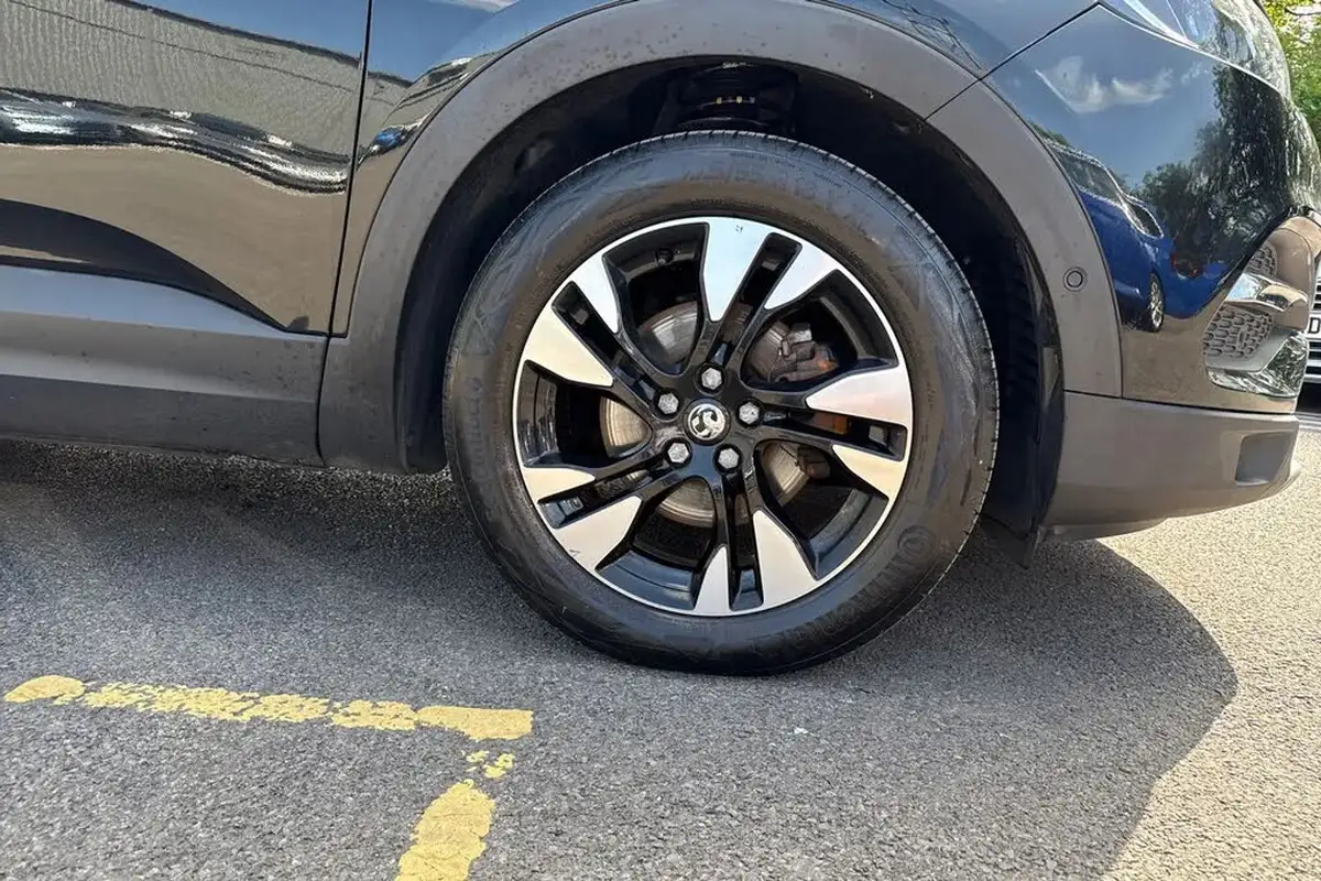 2021-vauxhall-grandland-x-12-griffin-big-5