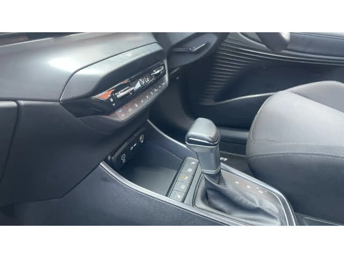 2025-hyundai-bayon-10-t-gdi-premium-100ps-7dct-big-12
