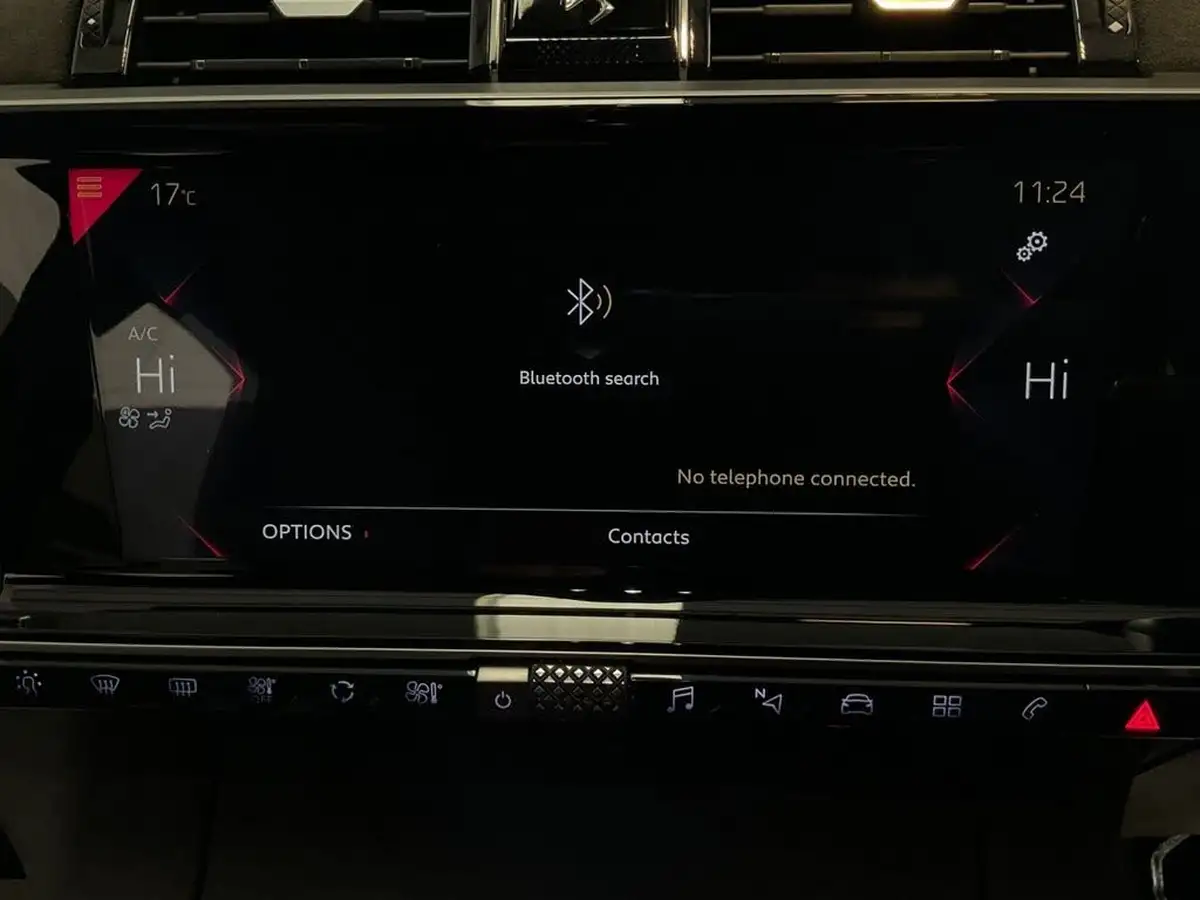 2019-ds-ds-7-crossback-20bluehdi-performance-line-big-57
