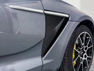 2021-aston-martin-dbx-40-v8-small-12