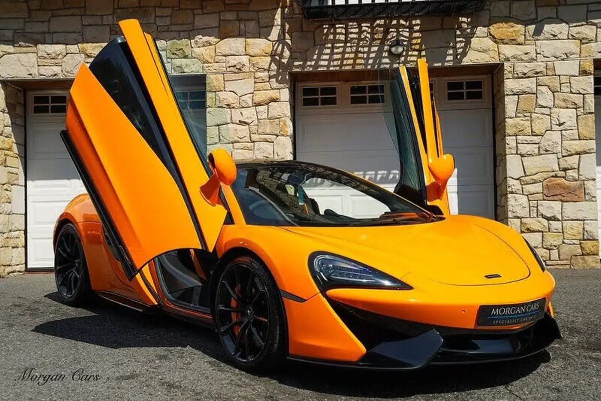 2020-mclaren-570gt-38-big-1