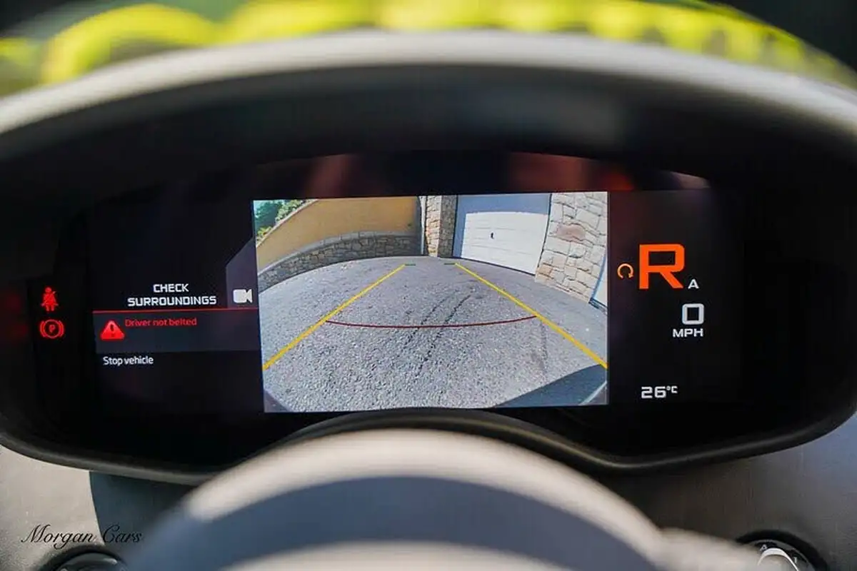 2020-mclaren-570gt-38-big-49