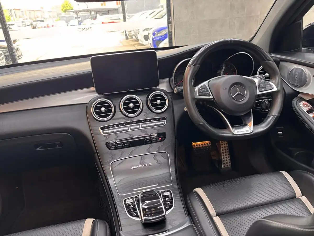 2018-mercedes-benz-glc-class-40-glc-amg-63-s-510ps-premiumss-coupe-4d-big-31
