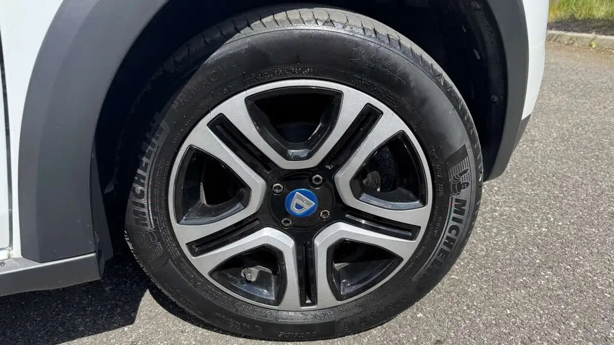 2020-dacia-sandero-stepway-09-tce-se-twenty-big-15