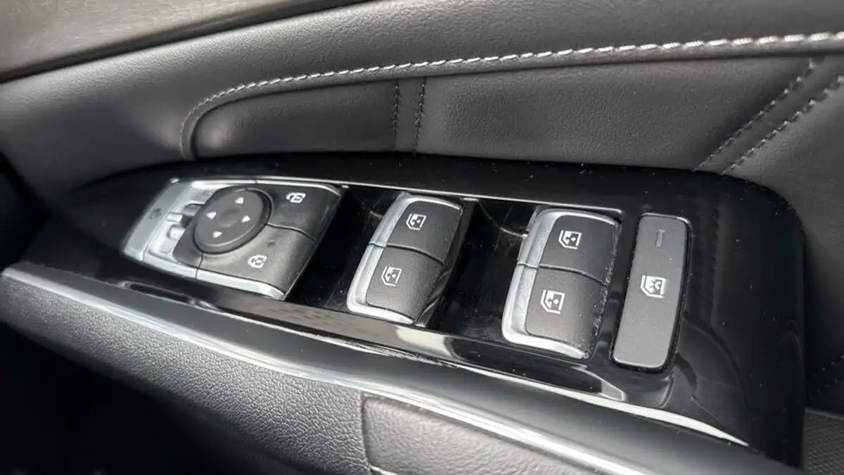2022-kia-sorento-16-t-gdi-3-261bhp-phev-big-39