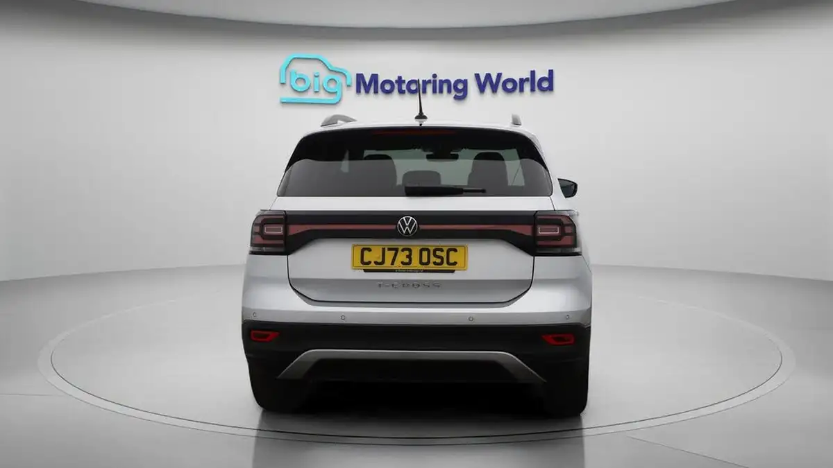 2023-volkswagen-t-cross-10-tsi-black-edition-110ps-dsg-big-6