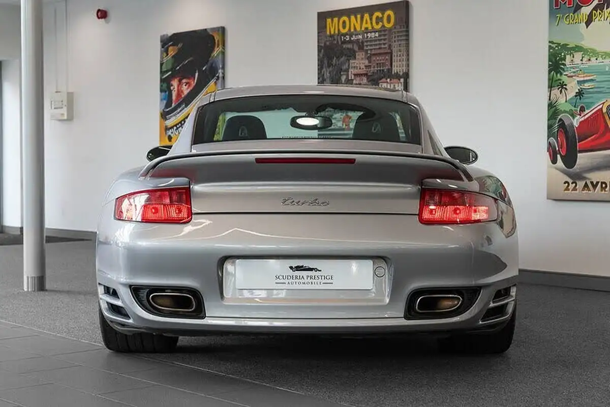 2009-porsche-911-36-turbo-coupe-big-6