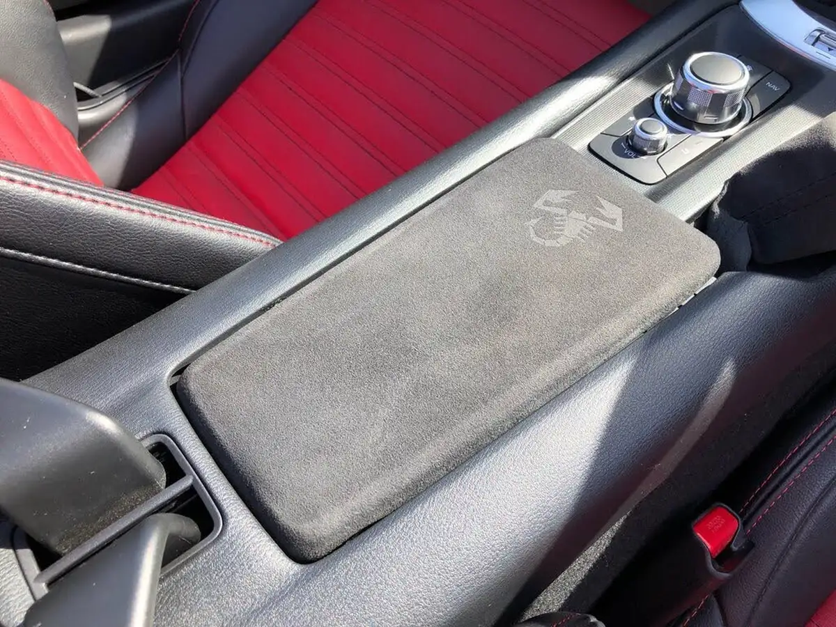 2016-abarth-124-14-multiair-spider-big-25