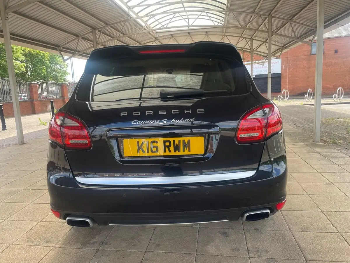 2012-porsche-cayenne-30-s-big-14