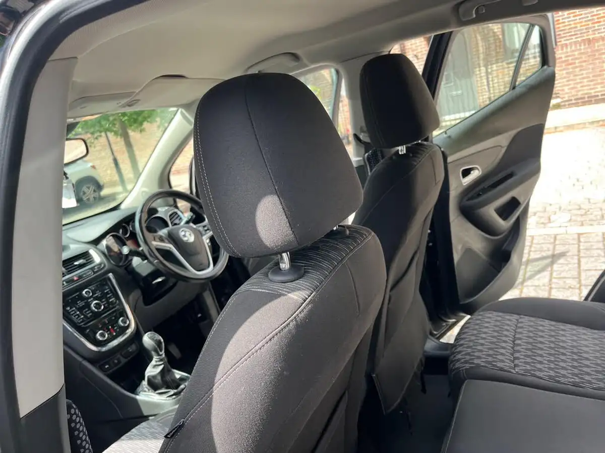 2013-vauxhall-mokka-16-exclusiv-big-26