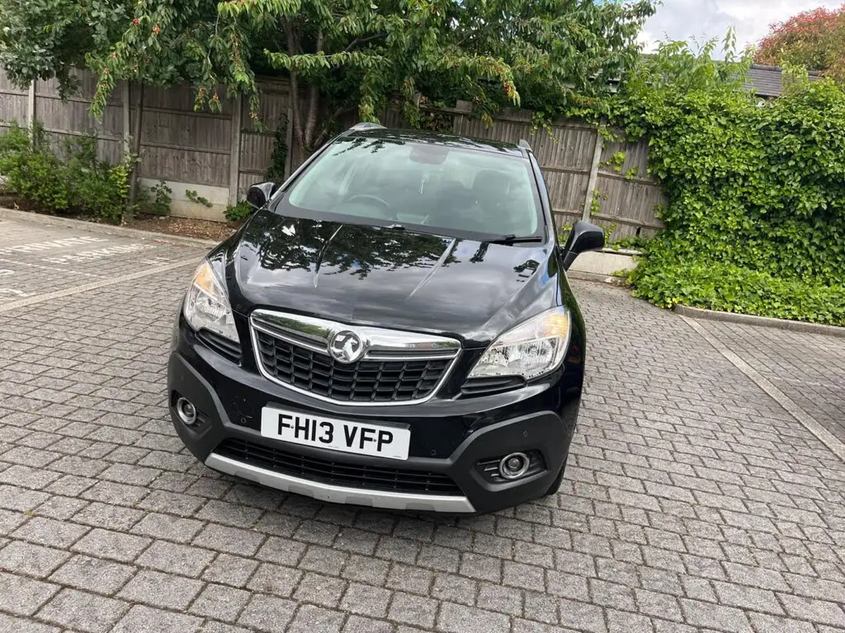 2013-vauxhall-mokka-16-exclusiv-big-2