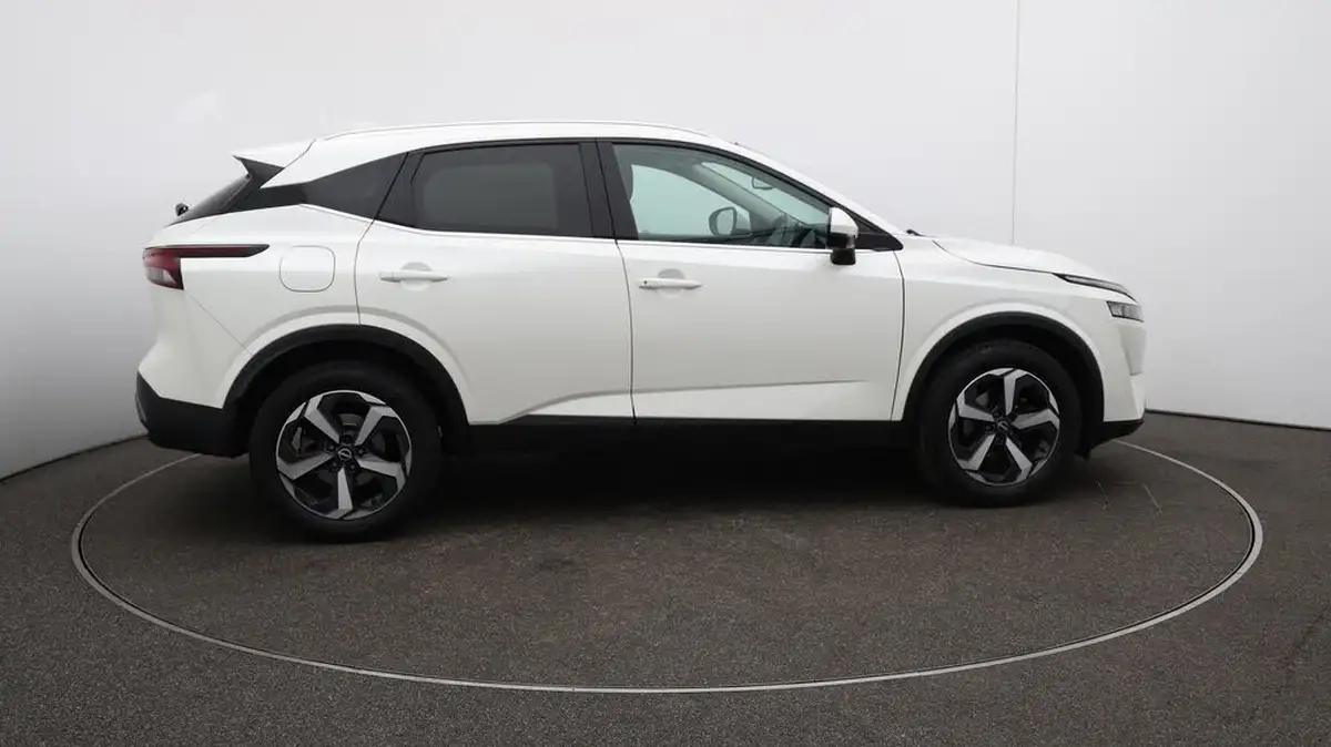 2022-nissan-qashqai-13-dig-t-n-connecta-140ps-big-49