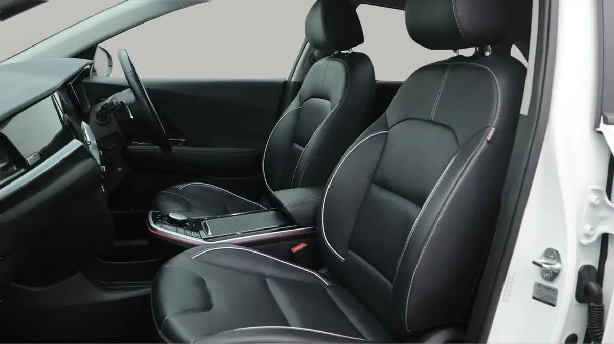 2020-kia-e-niro-ev-4-big-14