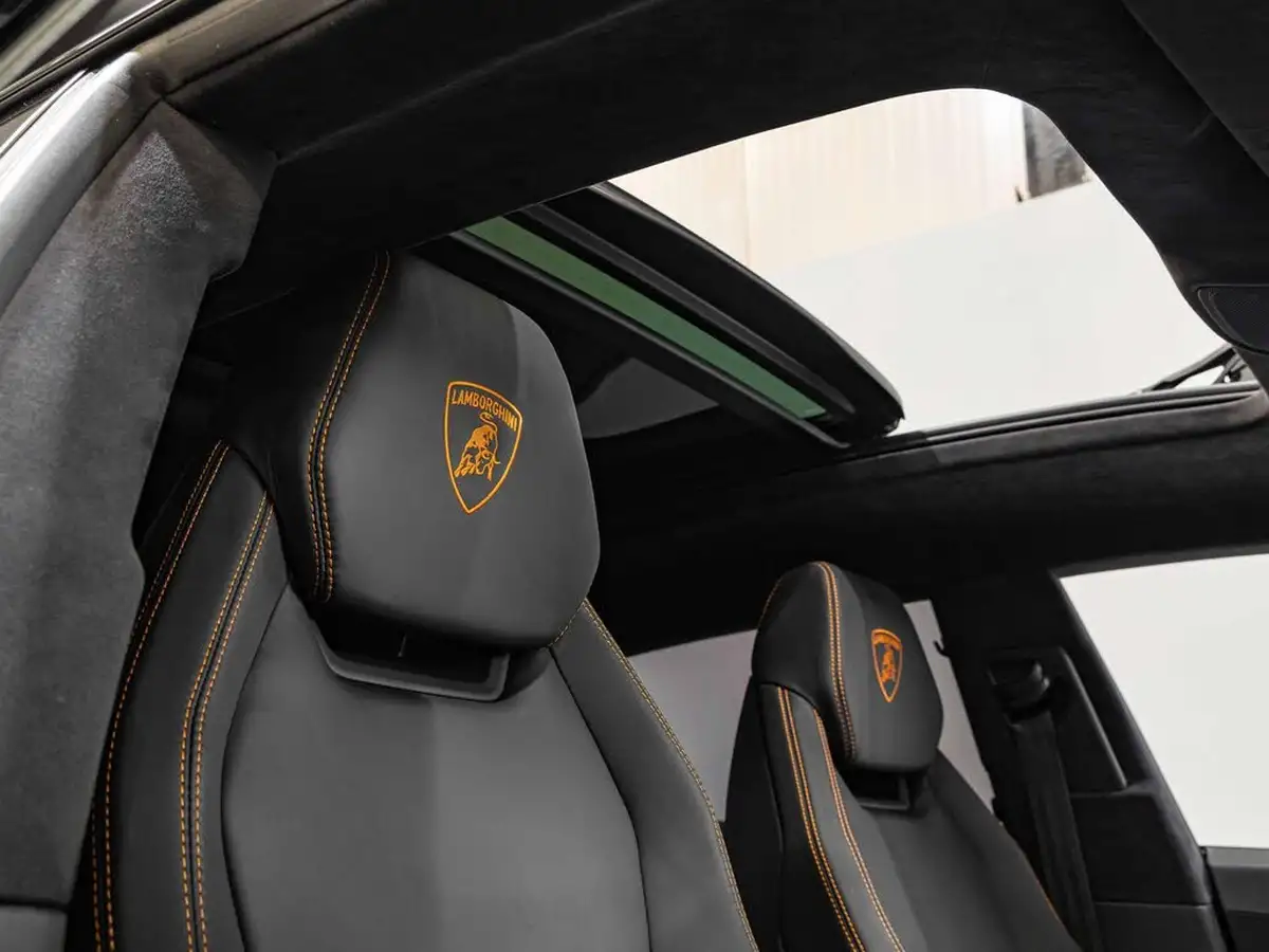 2021-lamborghini-urus-40-no-trim-big-2