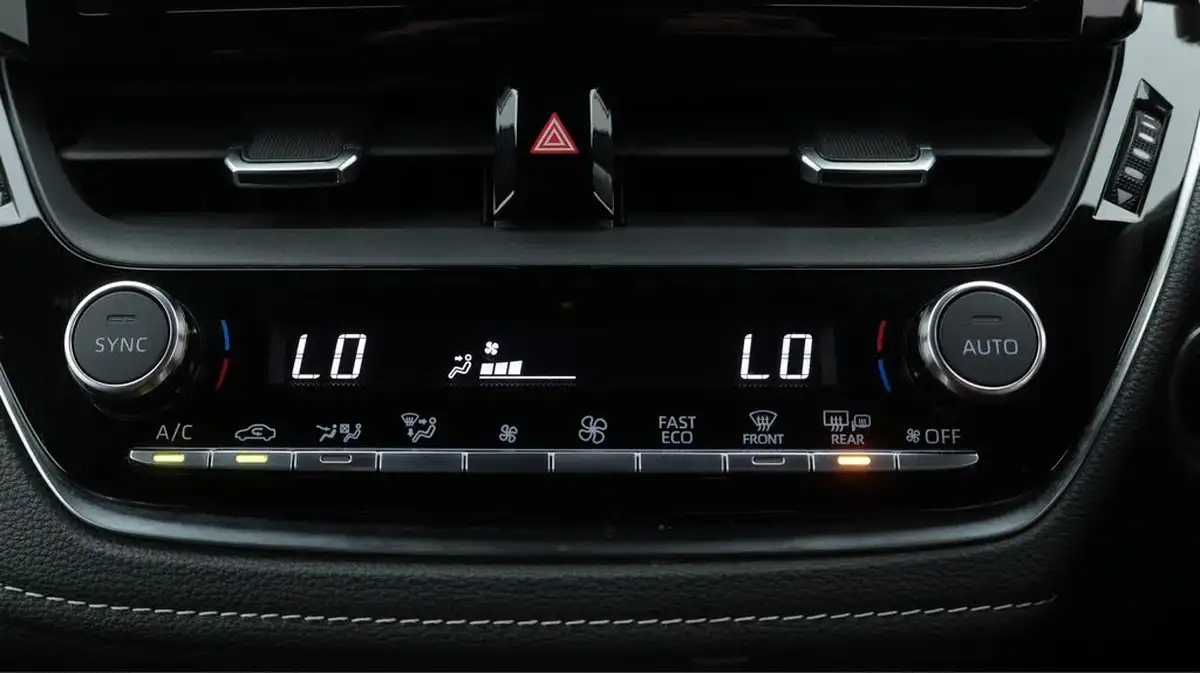 2023-suzuki-swace-18-ultra-big-12
