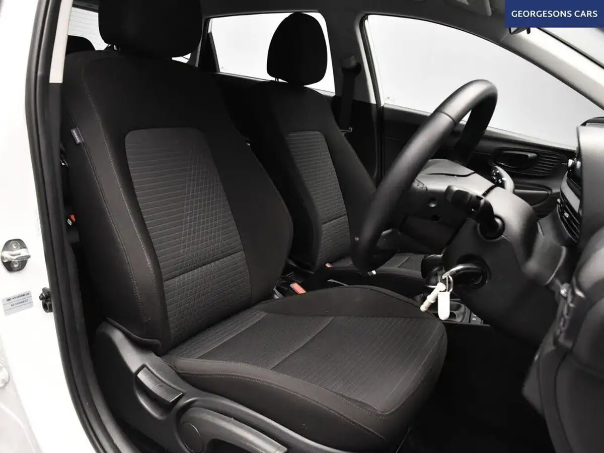 2022-hyundai-i20-10-t-gdi-se-connect-eclutch-imt-big-12