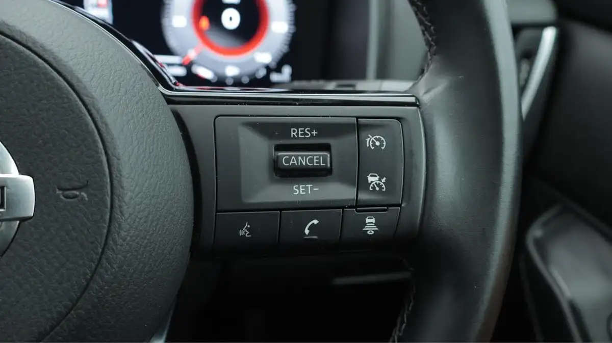 2022-nissan-qashqai-13-dig-t-n-connecta-140ps-big-24