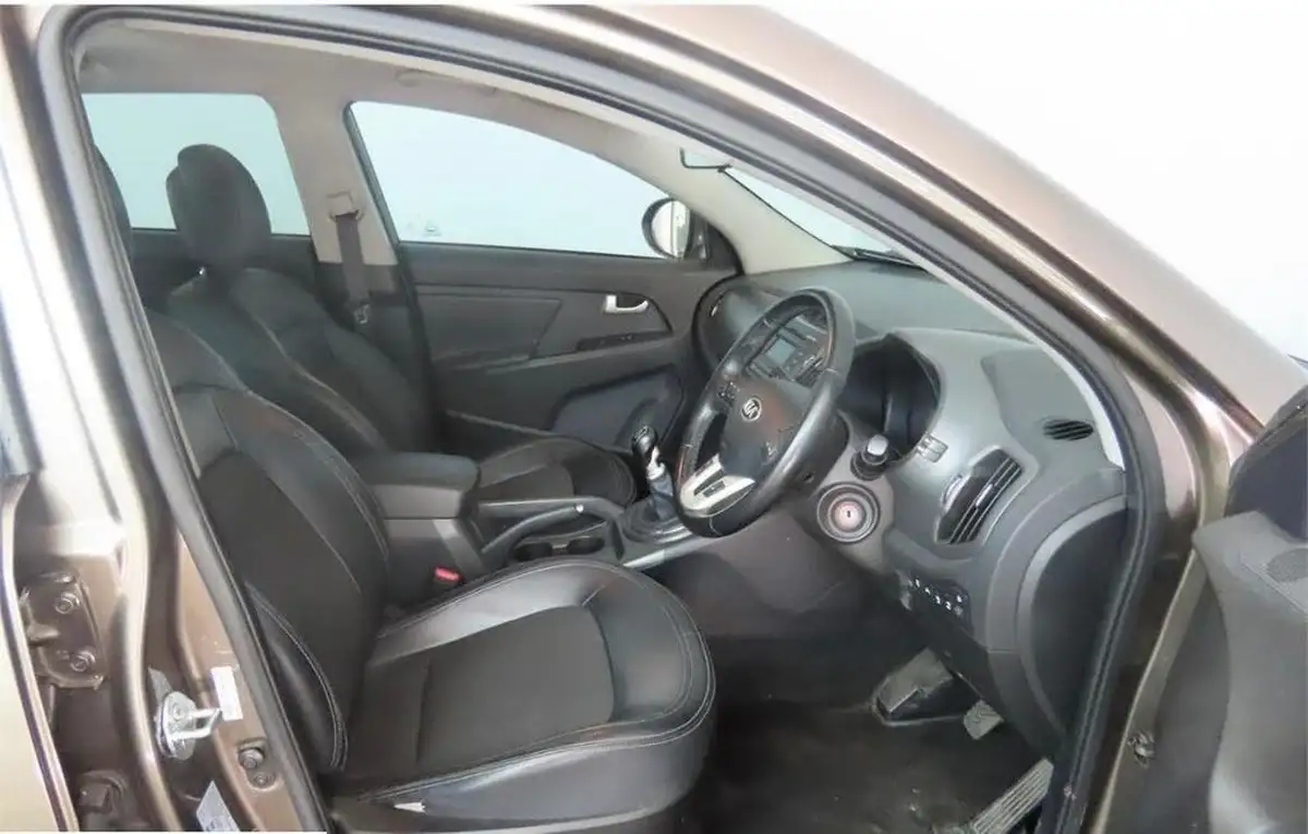 2013-kia-sportage-17td-2-big-1