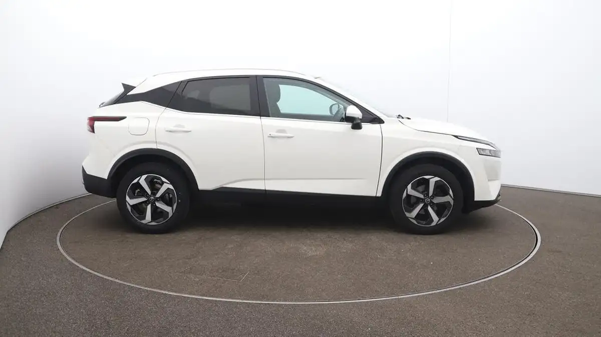 2022-nissan-qashqai-13-dig-t-n-connecta-140ps-big-48