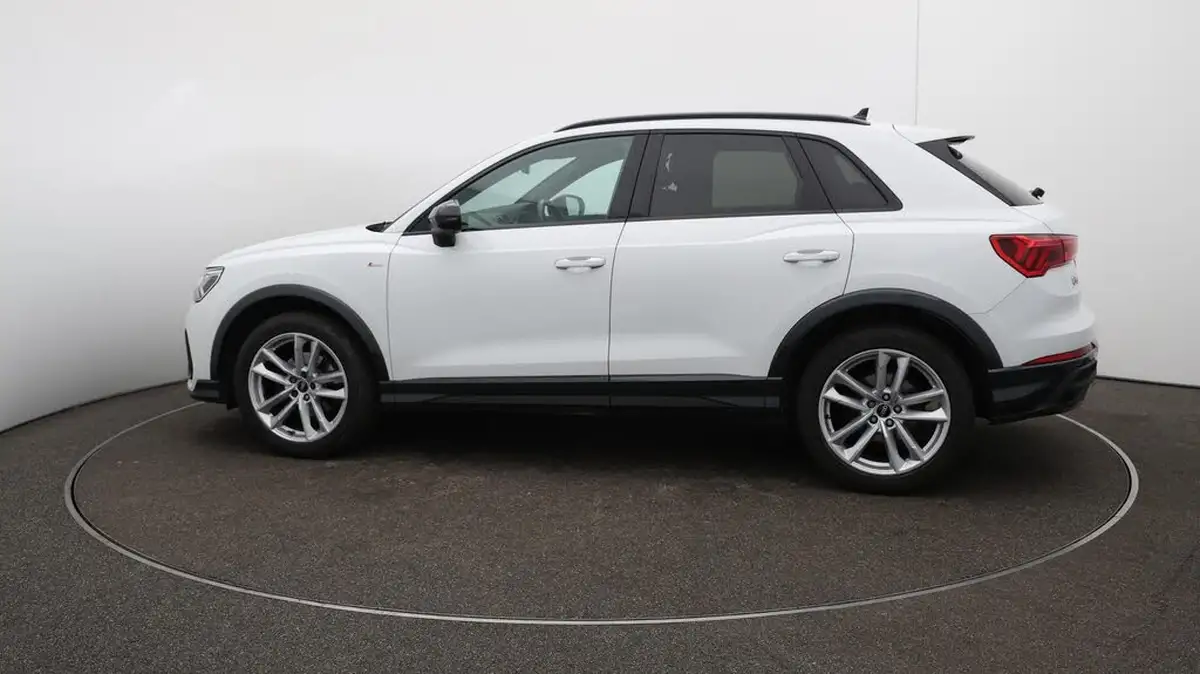 2021-audi-q3-15-35-tfsi-black-edition-codcomfort-sound-pack-station-wagon-big-56